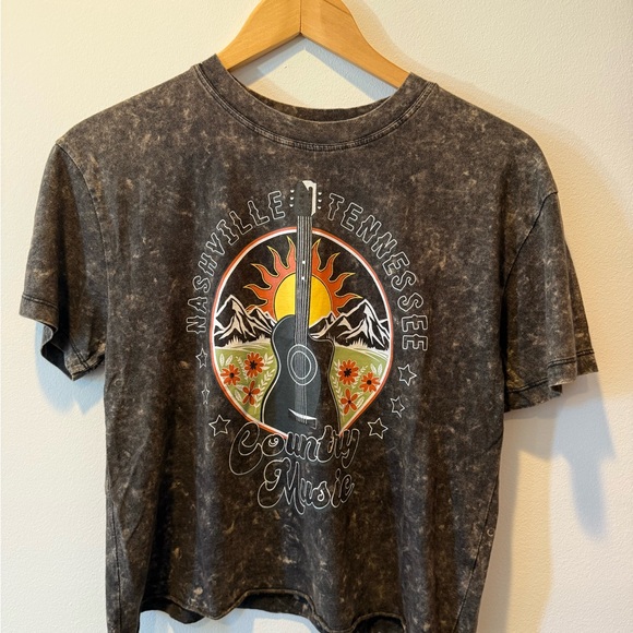 Black Graphic Crop Top - Picture 1 of 4